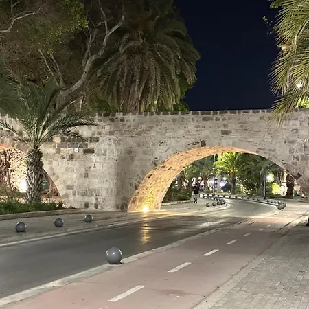 House 公寓 科斯镇